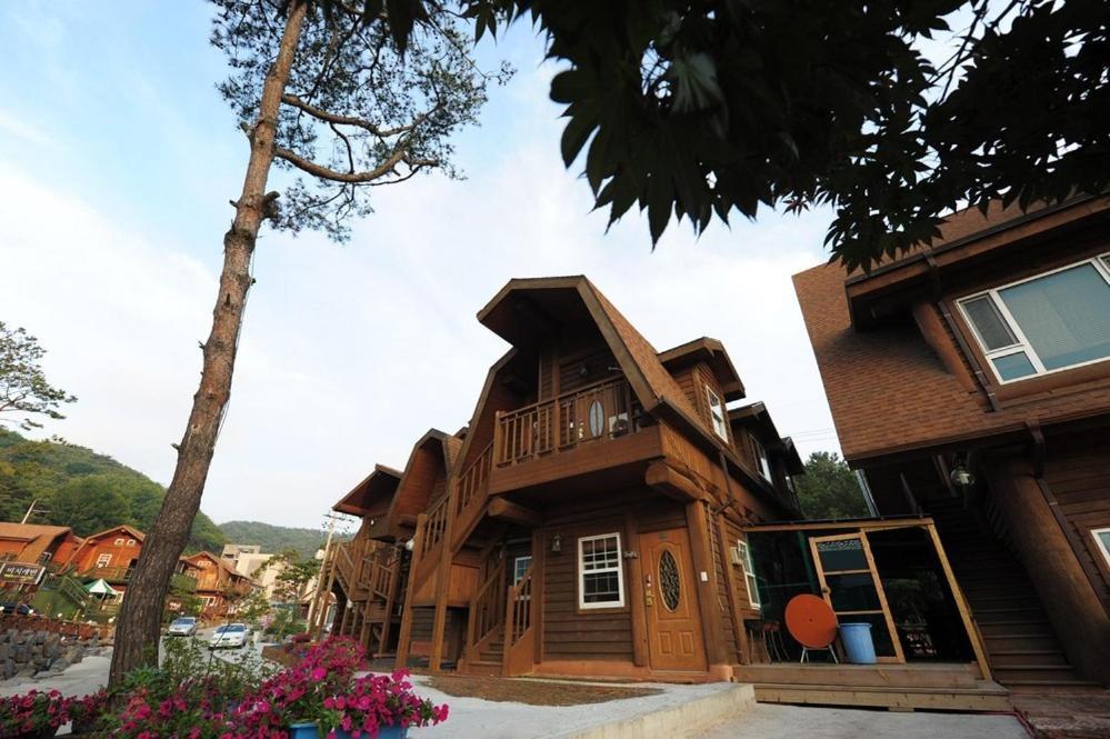 Boryeong Rich Valley Log Village Pension 客房 照片